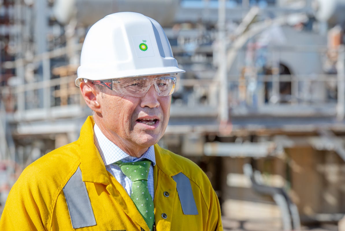 Corporate photography, corporate photographer perth, annual reports, business plans, infrastructure photography perth, mains roads, tunnel, construction, perth photographer, events, conferences, media events, industrial photographer, portraits, environmental portraits, mining photographer, mining photography, head shots,   Rodger Cooke, BP Refinery