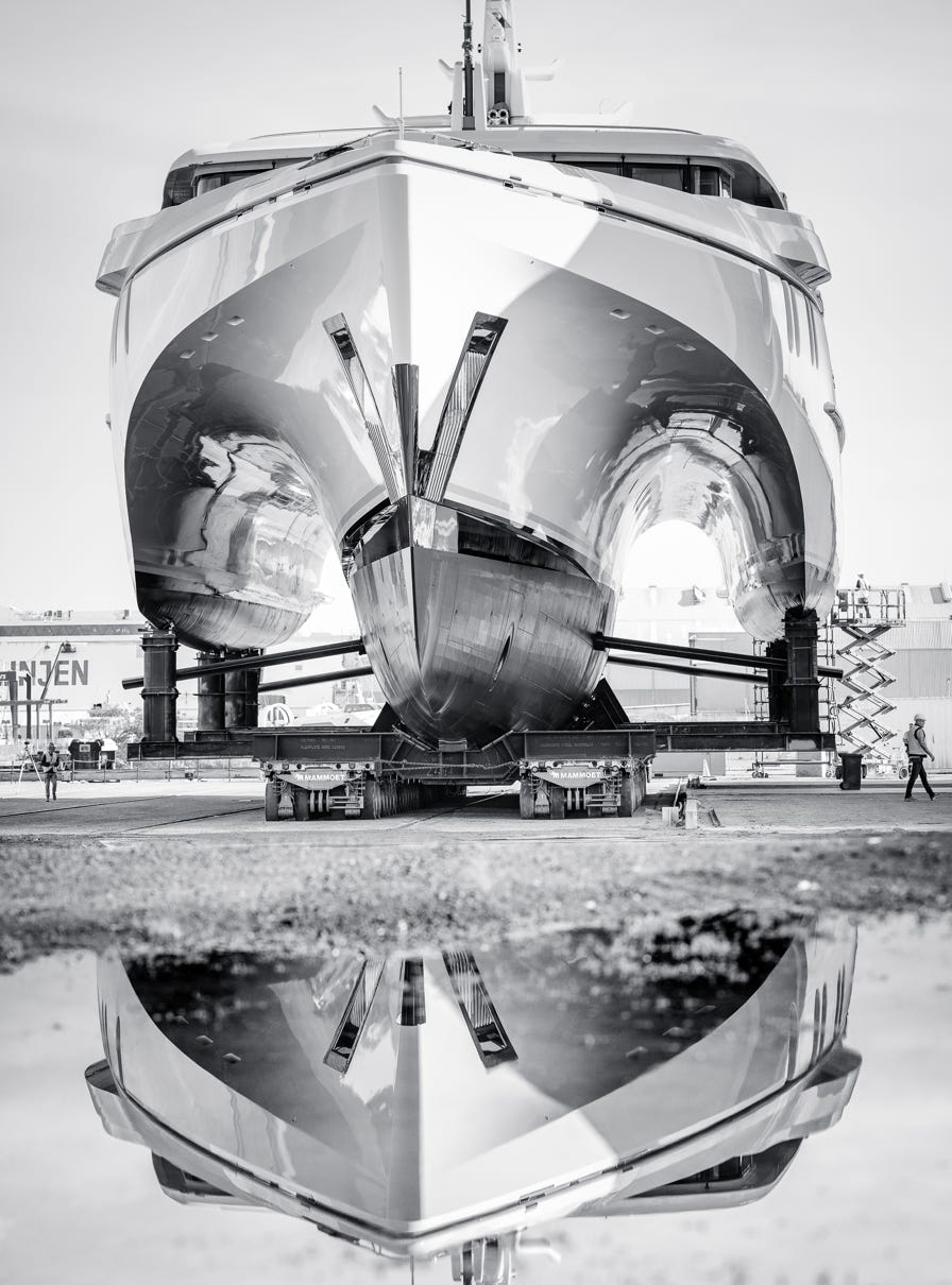 Corporate photography, corporate photographer perth, annual reports, business plans, infrastructure photography perth, mains roads, tunnel, construction, perth photographer, events, conferences, media events, industrial photographer, portraits, environmental portraits, mining photographer, mining photography, head shots, Echo Marine, White Rabbit, Ship Building, Henderson  