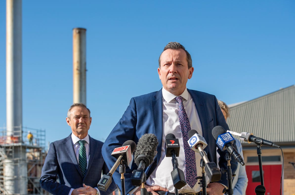 Corporate photography, corporate photographer perth, annual reports, business plans, infrastructure photography perth, mains roads, tunnel, construction, perth photographer, events, conferences, media events, industrial photographer, portraits, environmental portraits, mining photographer, mining photography, head shots,   BP refinery Kwinana