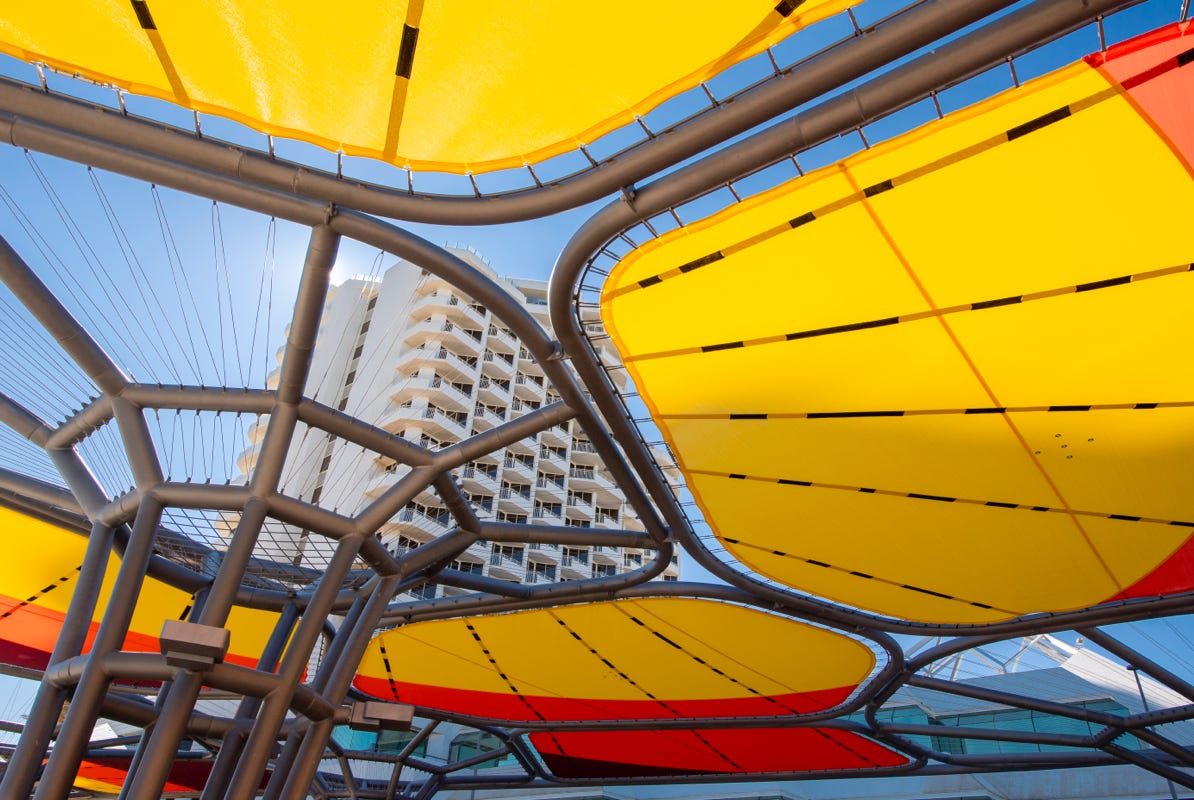 Corporate photography, corporate photographer perth, annual reports, business plans, infrastructure photography perth, mains roads, tunnel, construction, perth photographer, events, conferences, media events, industrial photographer, portraits, environmental portraits, mining photographer, mining photography, head shots, Scarborough beach  